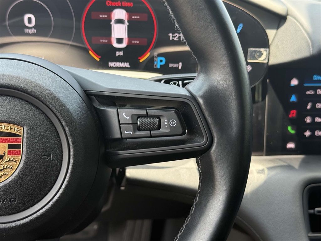 2022 Porsche Taycan Base photo 24
