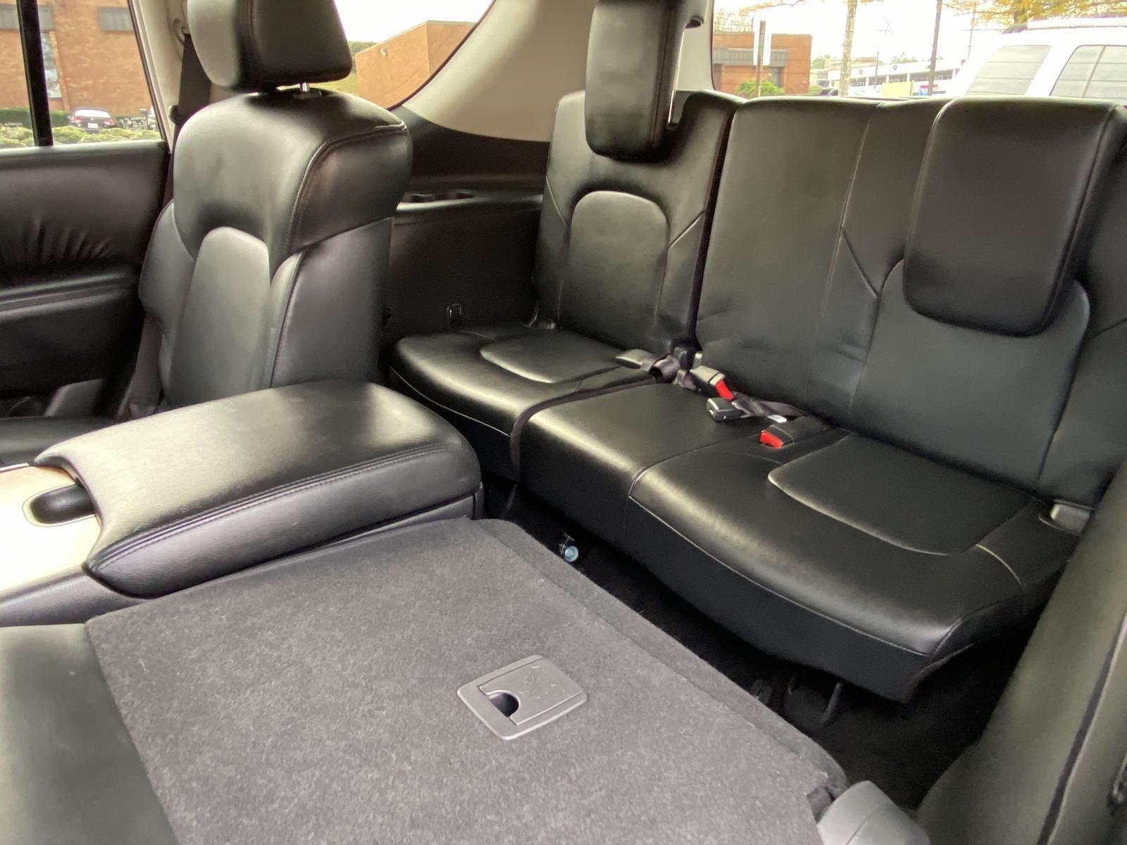 2024 Nissan Armada SL photo 3