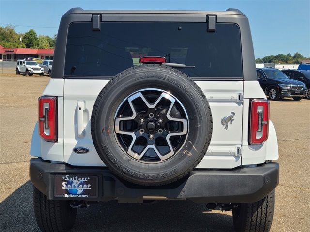 2025 Ford Bronco Outer Banks photo 5