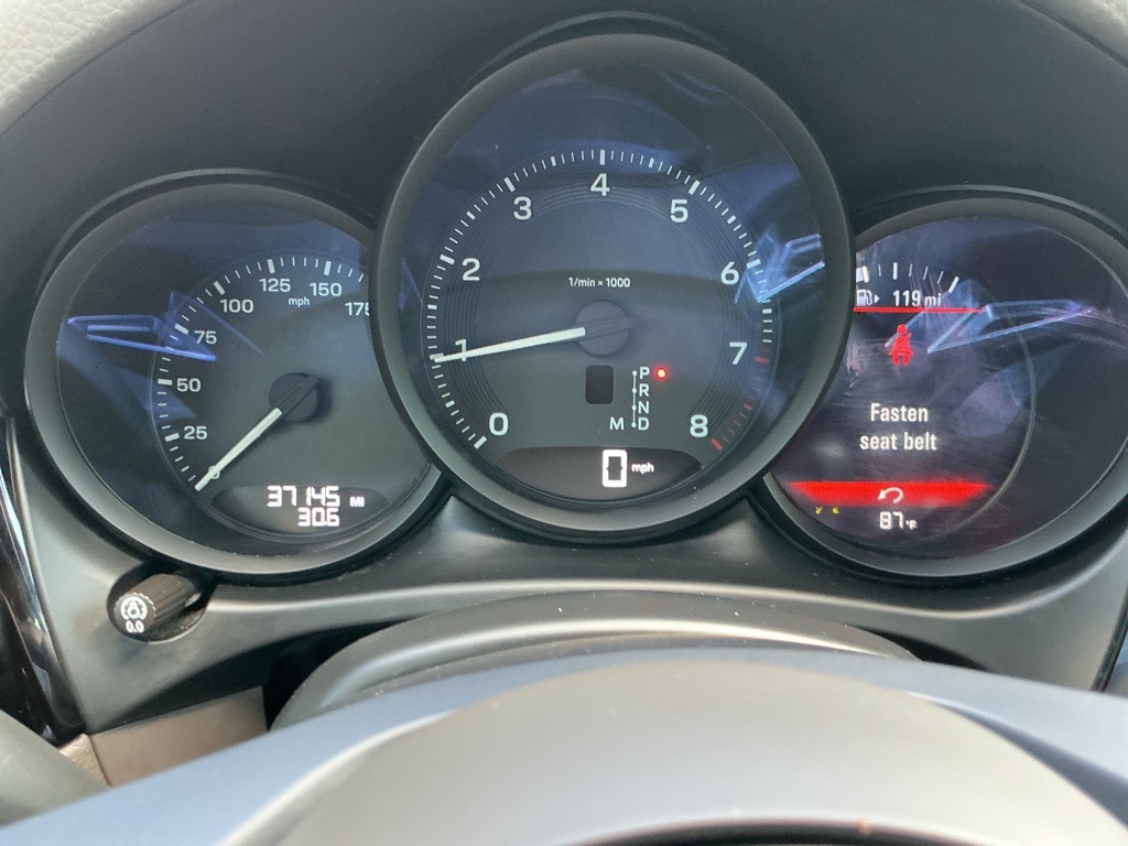 2024 Porsche Macan Base photo 10