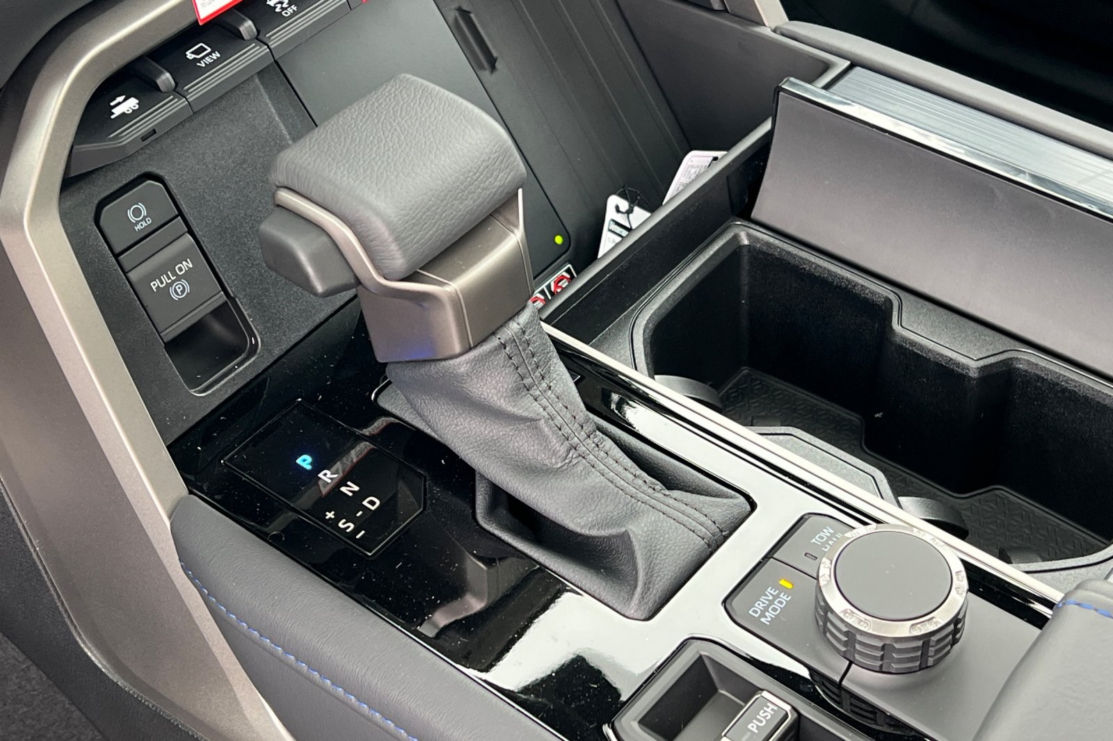 2026 Toyota Tundra Platinum CrewMax photo 21