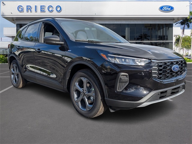 2026 Ford Escape ST-Line's photo