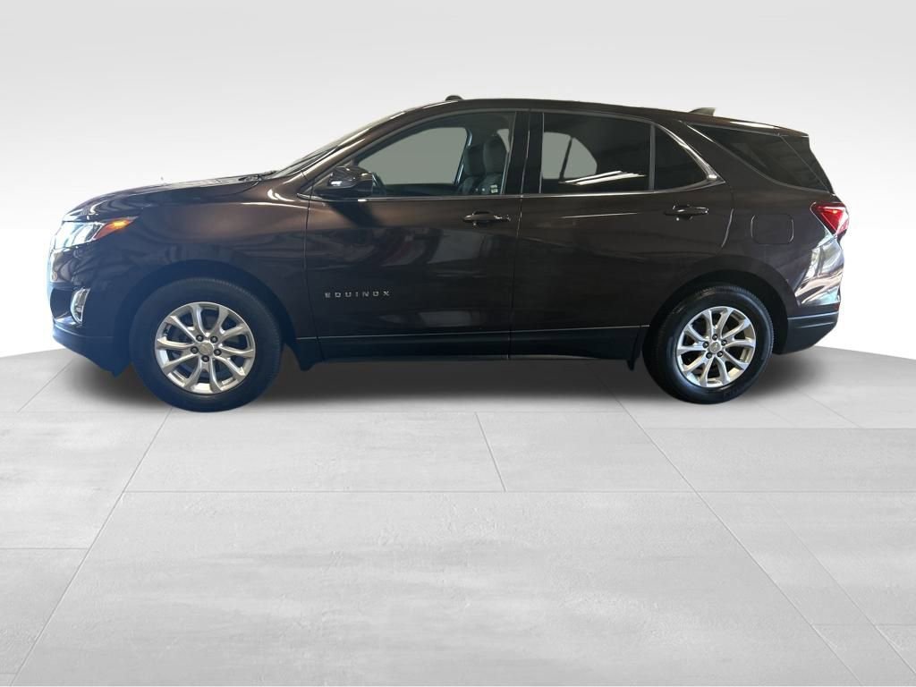 2020 Chevrolet Equinox LT photo 2