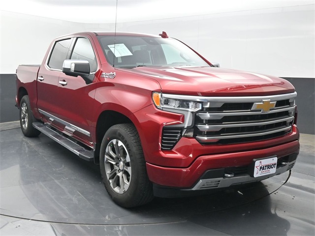 2023 Chevrolet Silverado 1500 High Country's photo