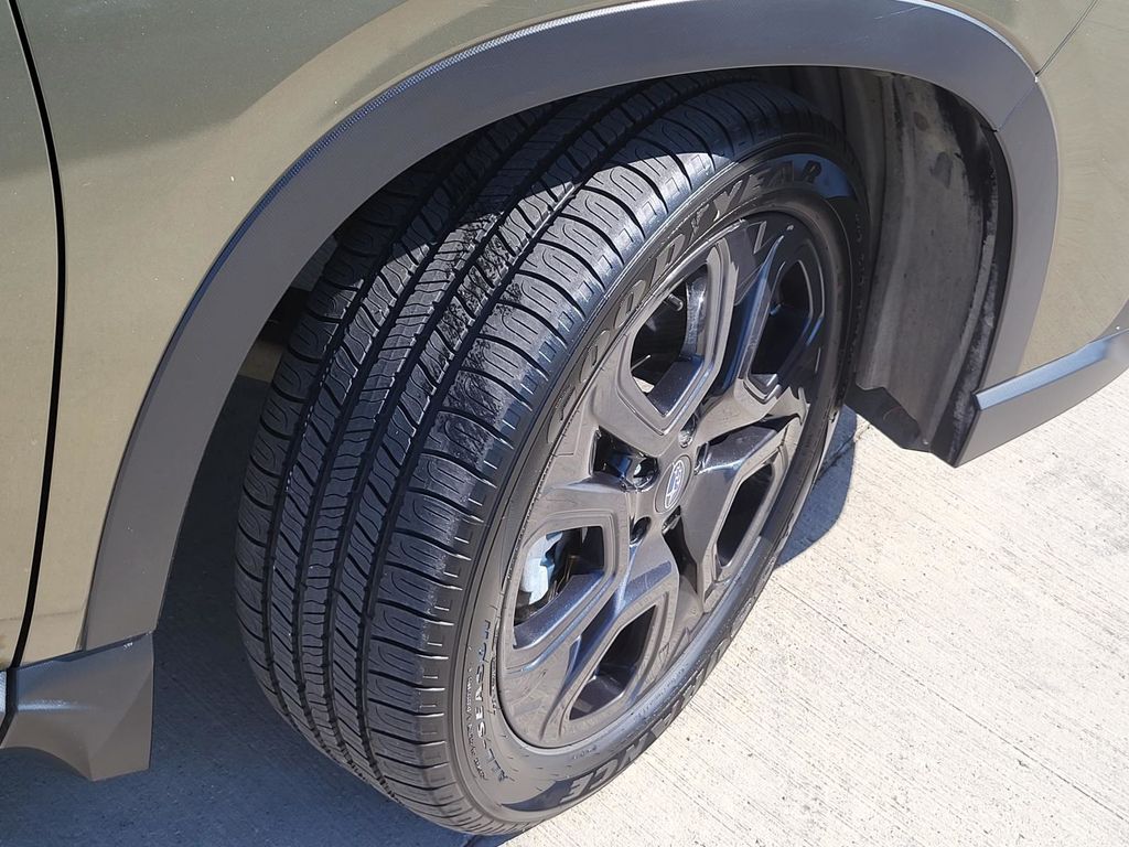 2023 Subaru Ascent Onyx Edition photo 6