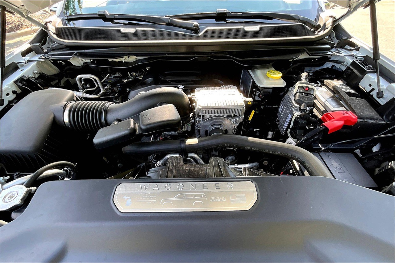 2022 Jeep Wagoneer Series II photo 33