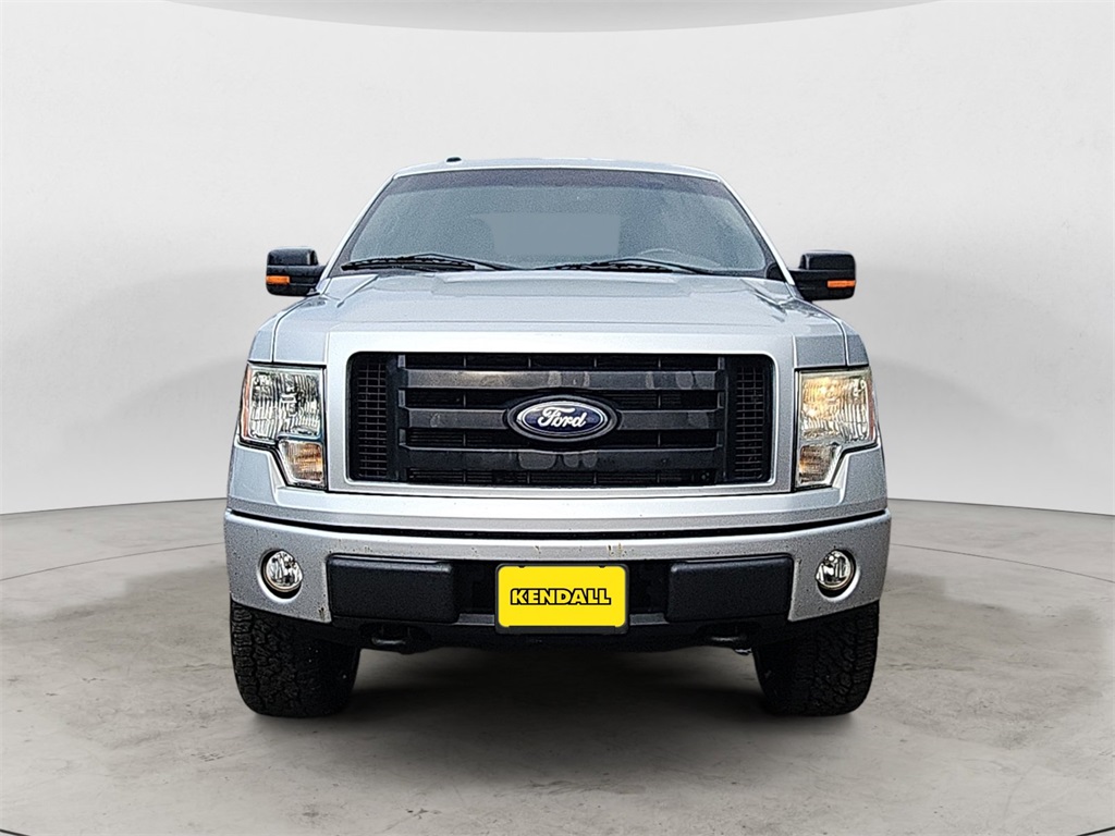2010 Ford F-150 FX4 photo 2