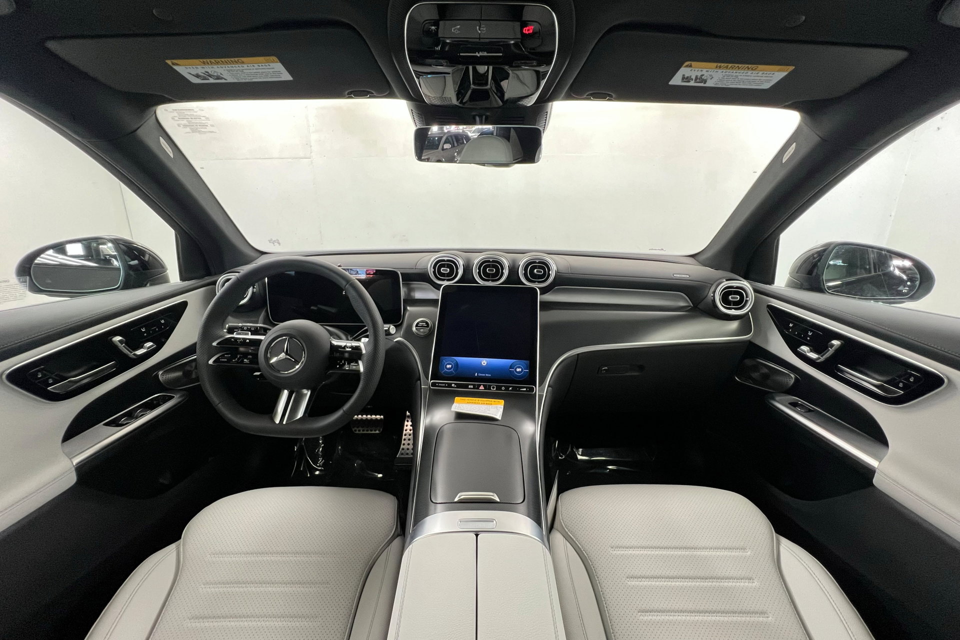 2026 Mercedes Benz GLC 300 4MATIC photo 9