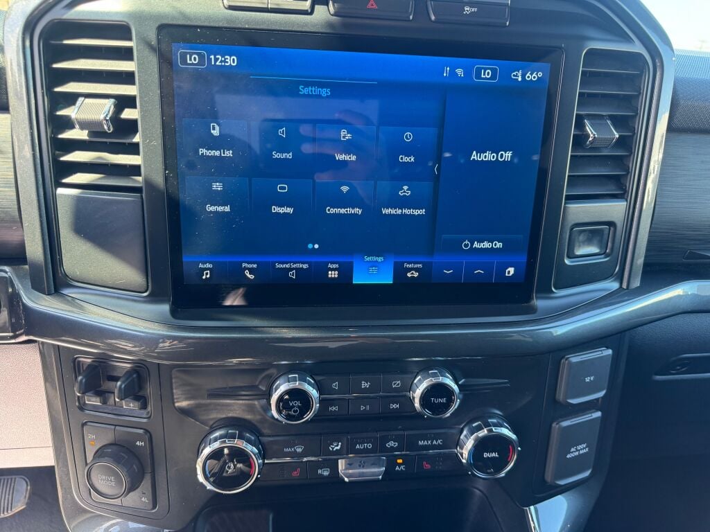 2022 Ford F-150 XLT photo 11