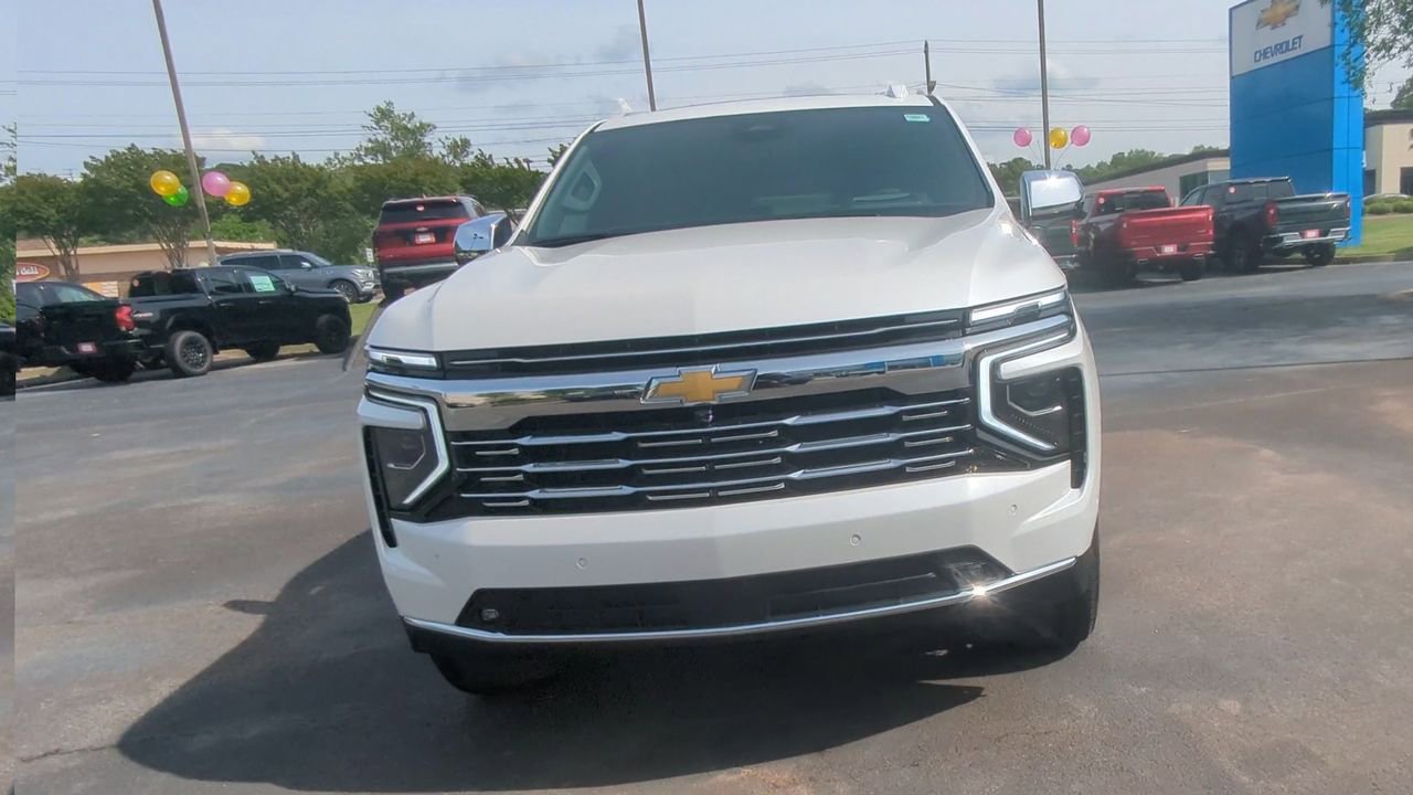 2025 Chevrolet Tahoe Premier photo 3