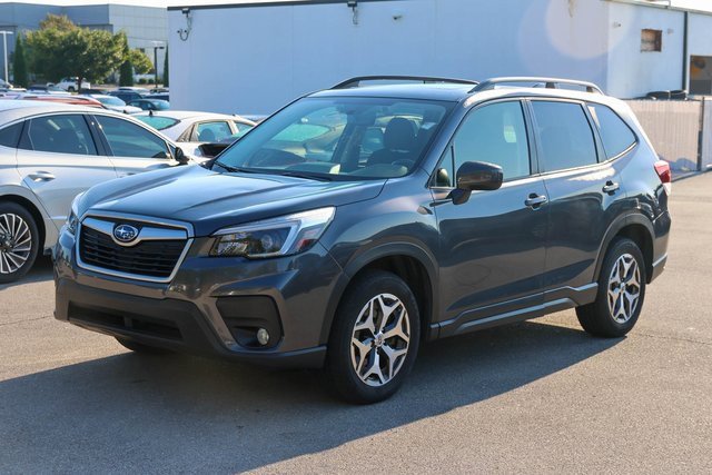 2021 Subaru Forester Premium photo 2