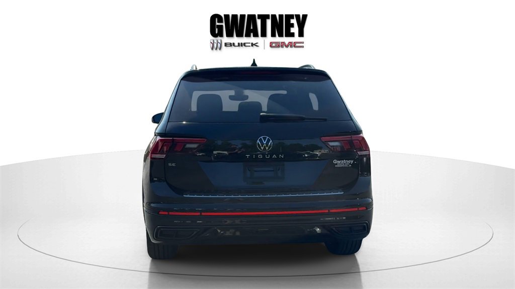 2022 Volkswagen Tiguan SE R-Line Black photo 5