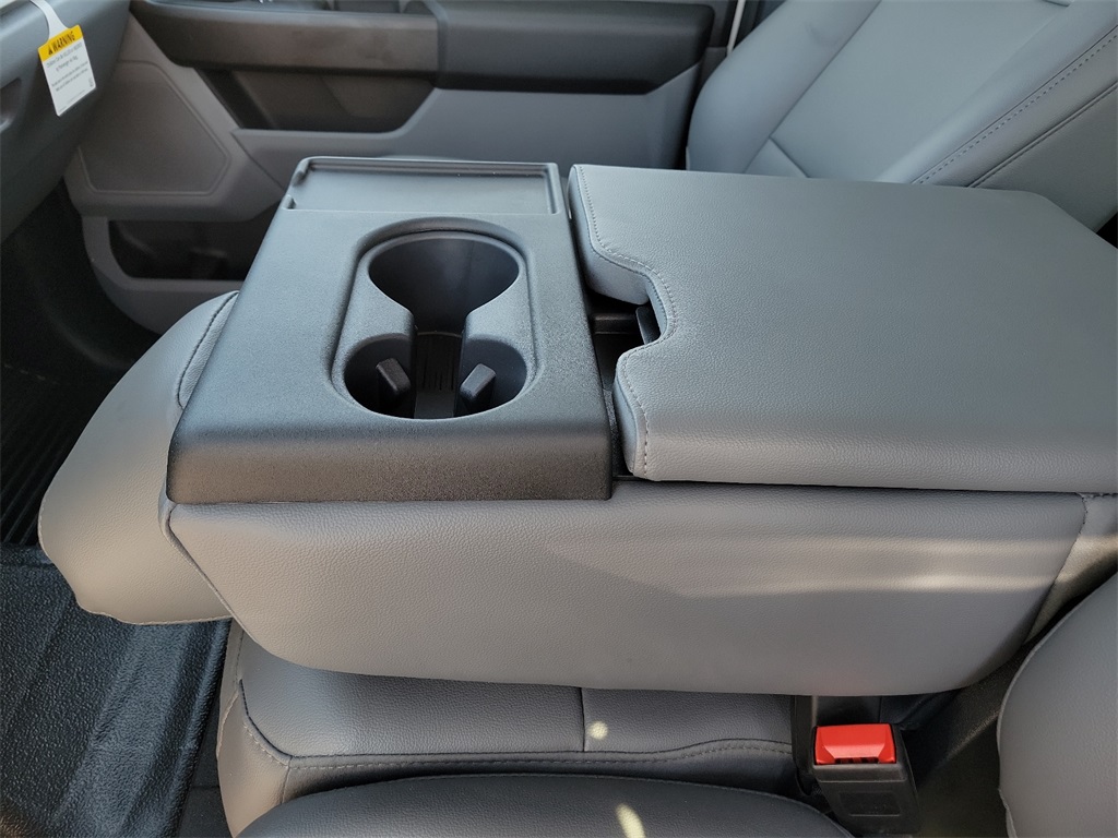 2024 Ford F-550 XL photo 25