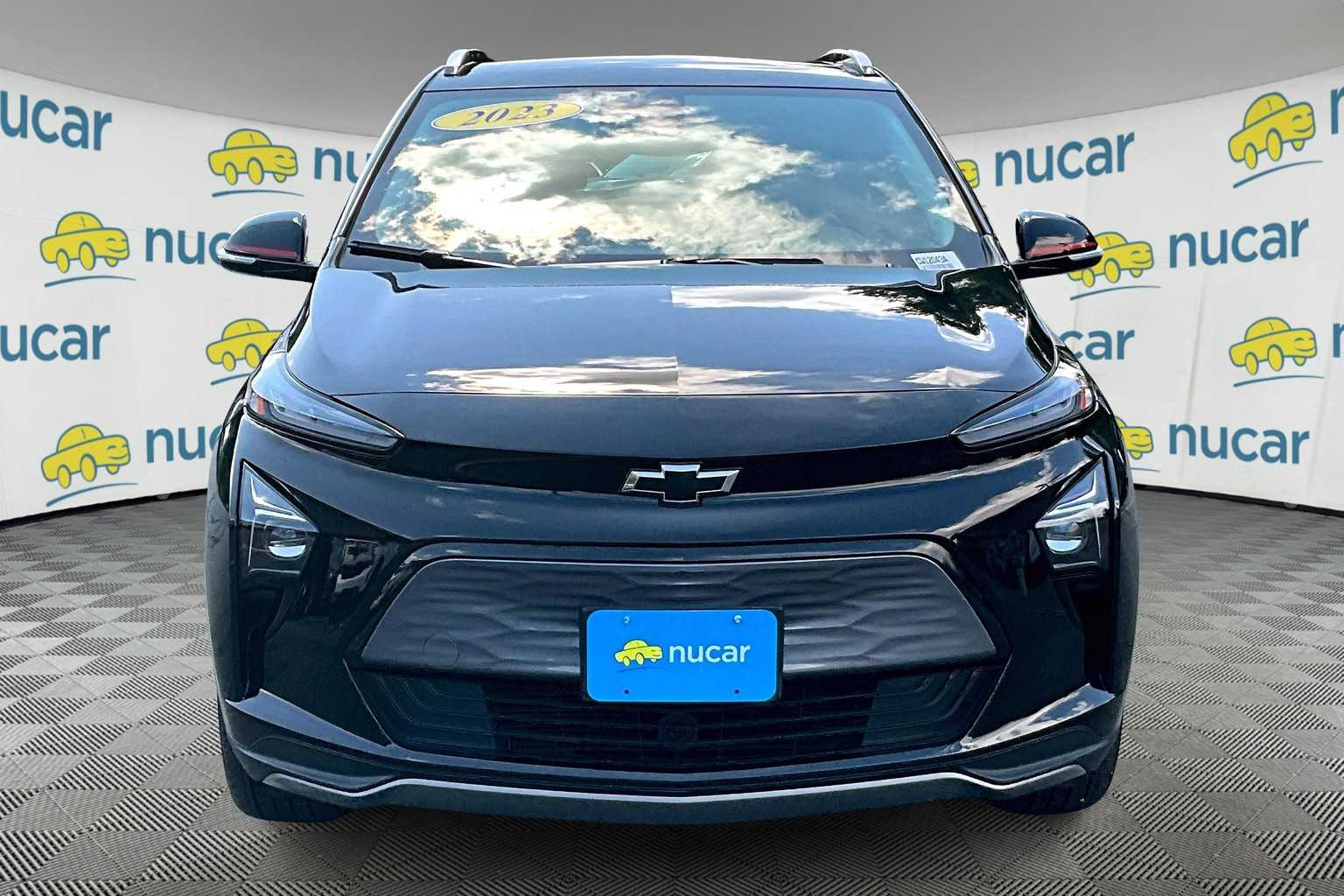Used 2023 Chevrolet Bolt EUV LT with VIN 1G1FY6S06P4163282 for sale in Lowell, MA