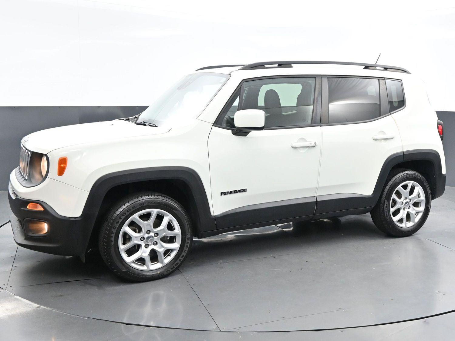 2016 Jeep Renegade Latitude photo 3