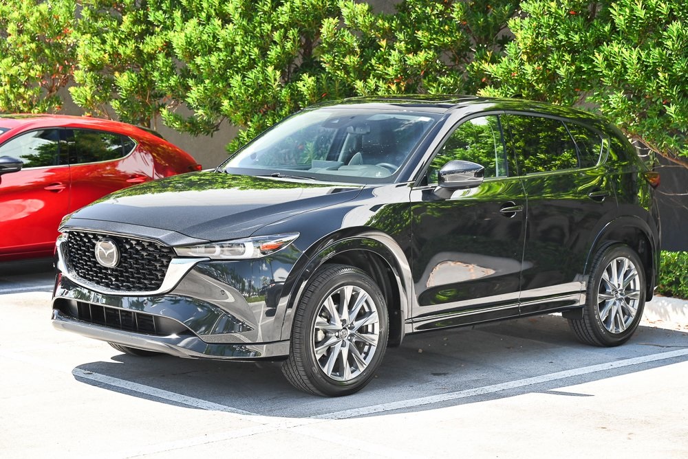 2025 Mazda CX-5 S Premium Plus package's photo