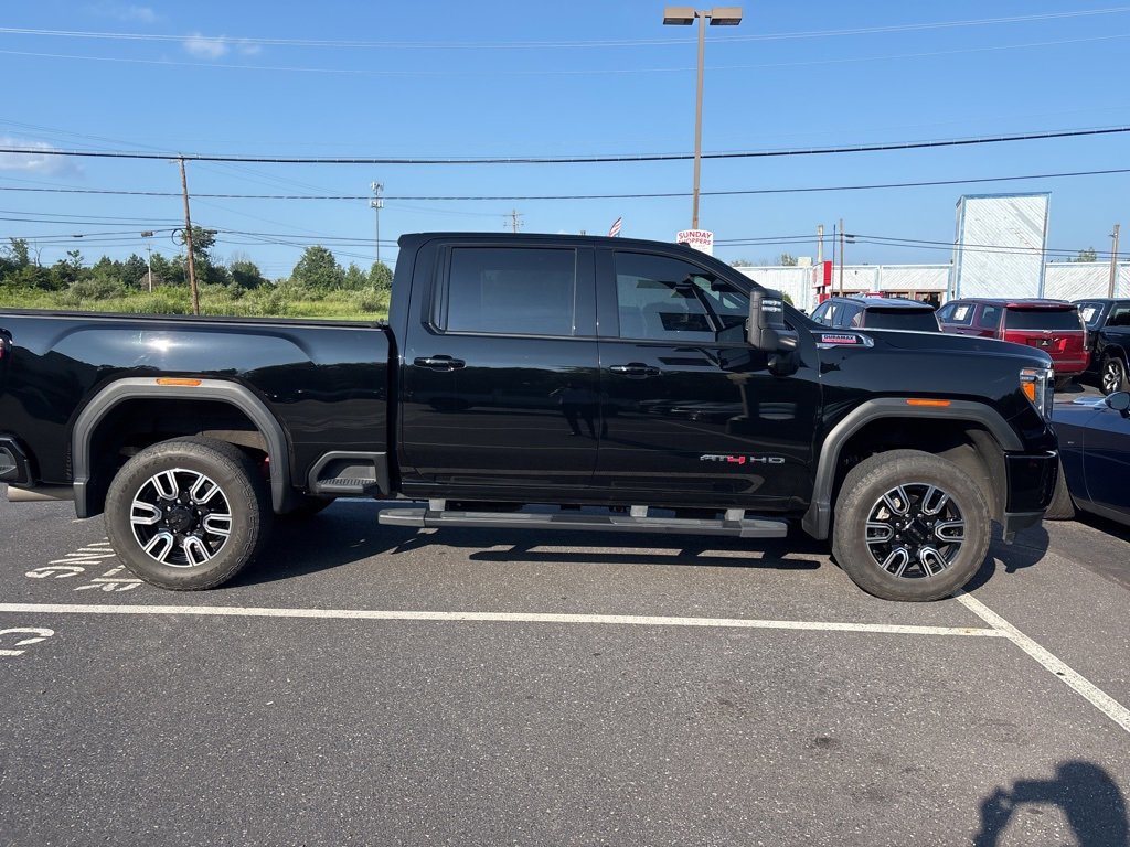 2020 Gmc Sierra 2500 HD AT4 photo 2