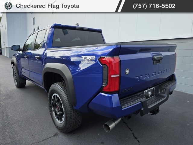 2025 Toyota Tacoma TRD Off-Road photo 5