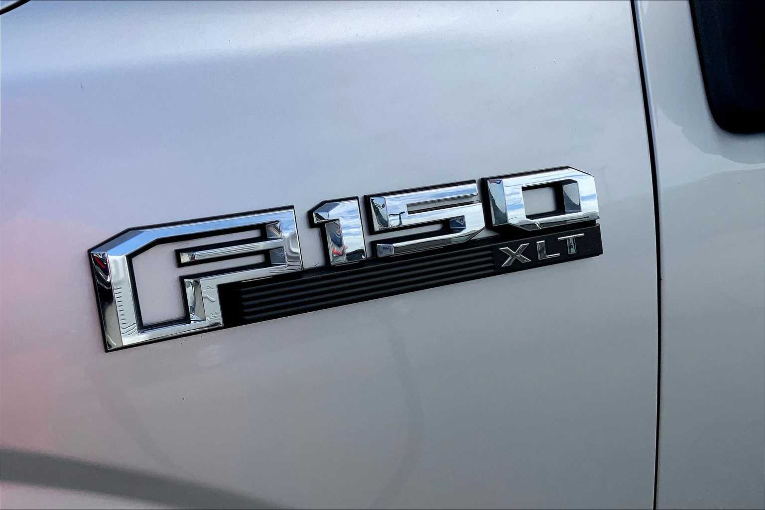 Image 9 of Pre-Owned 2019 Ford F-150 XLT RWD 4 Door Crew Cab Pickup