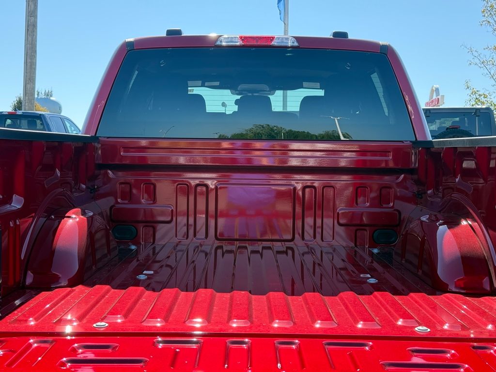 2025 Ford F-150 STX photo 9