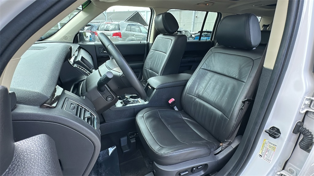 2014 Ford Flex SEL photo 26