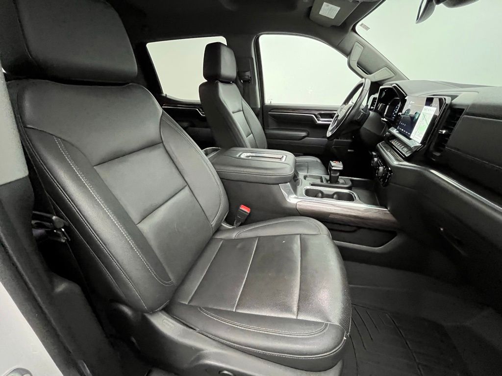 2022 Chevrolet Silverado 1500 LTZ photo 23