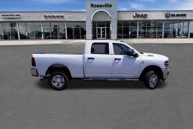 2025 Ram 2500 Tradesman photo 2
