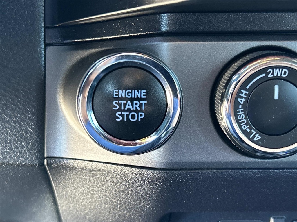 2020 Toyota Tacoma TRD Off-Road photo 29