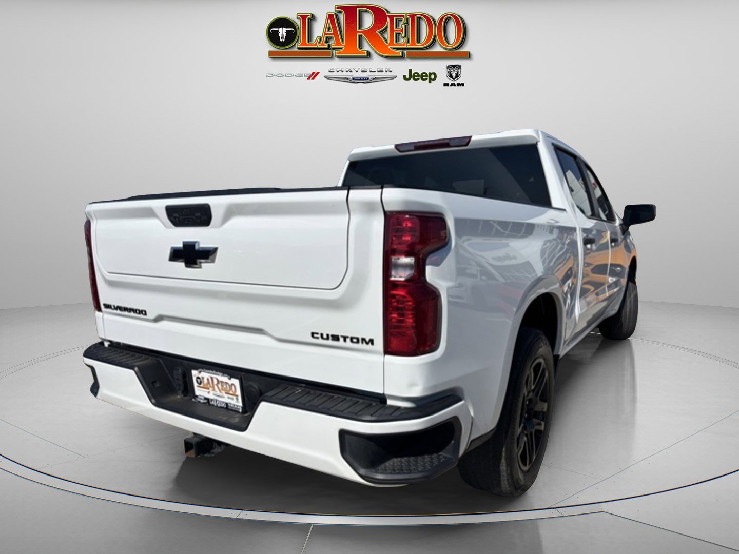 2023 Chevrolet Silverado 1500 Custom photo 7