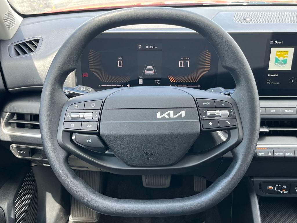 2025 Kia K4 LXS photo 20