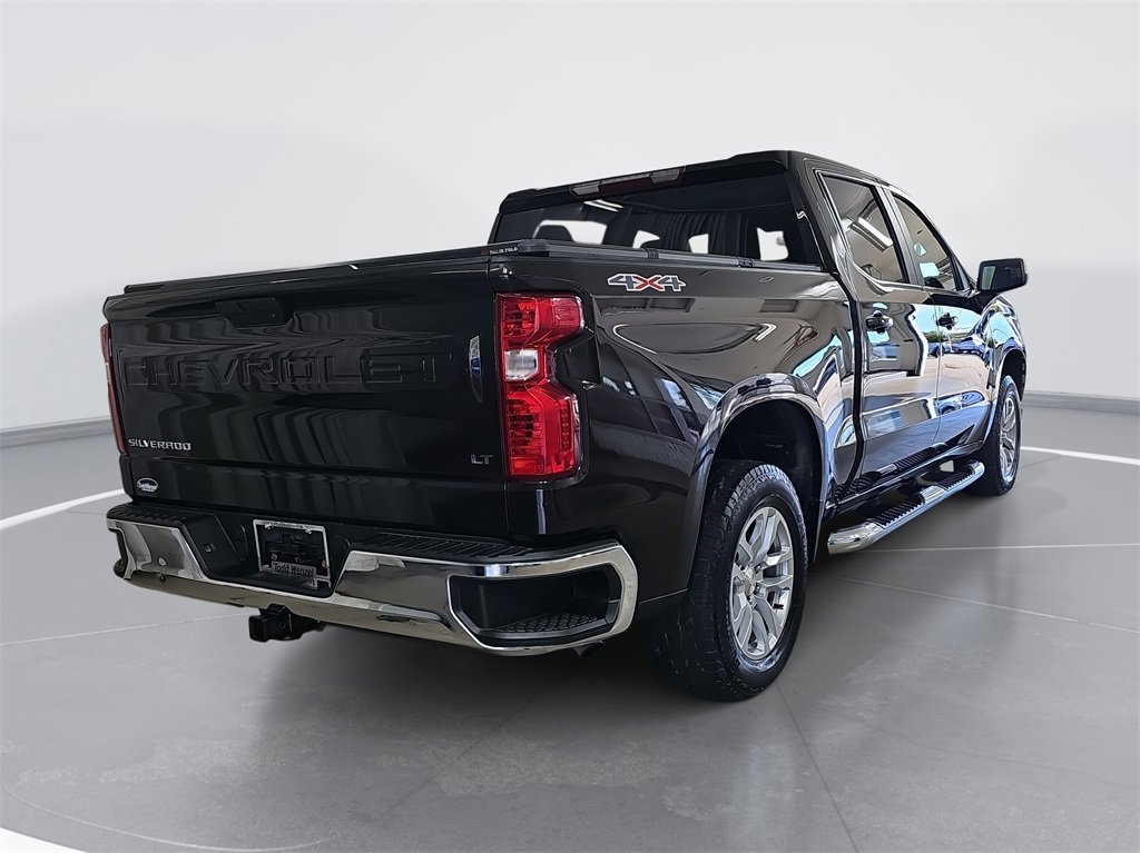 2019 Chevrolet Silverado 1500 LT photo 3