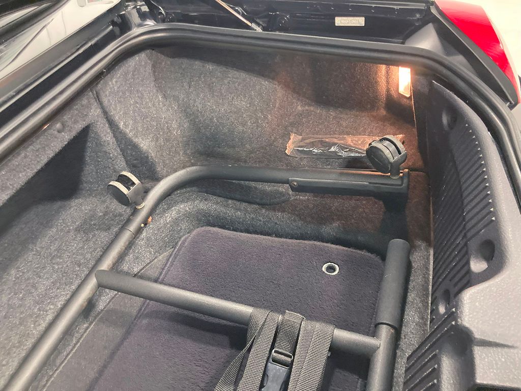 2003 Ford Thunderbird Base photo 43
