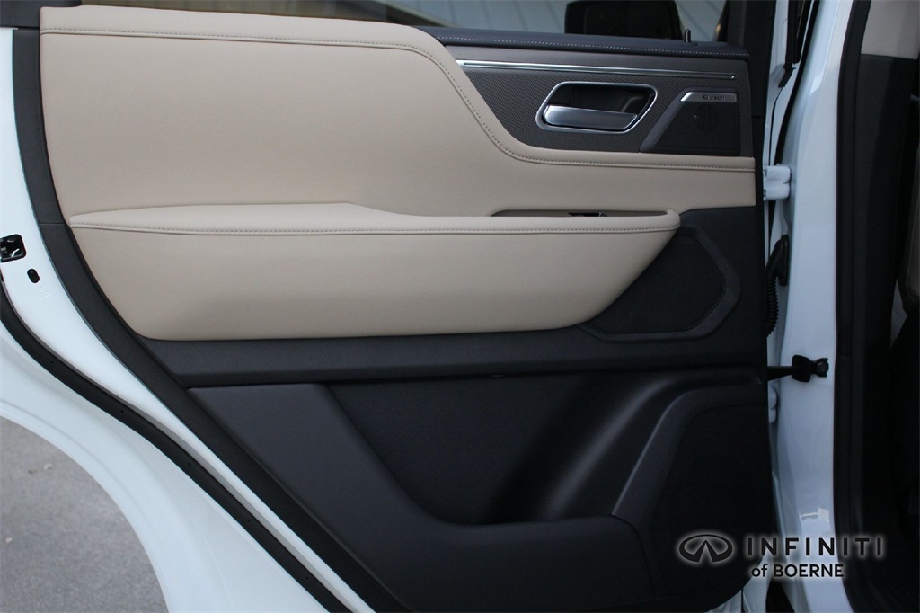 2026 Infiniti QX80 Pure photo 20