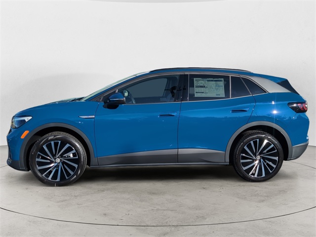 2025 Volkswagen ID.4 Pro photo 2