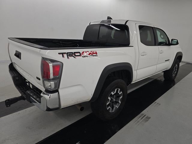2023 Toyota Tacoma SR 4x4 photo 3