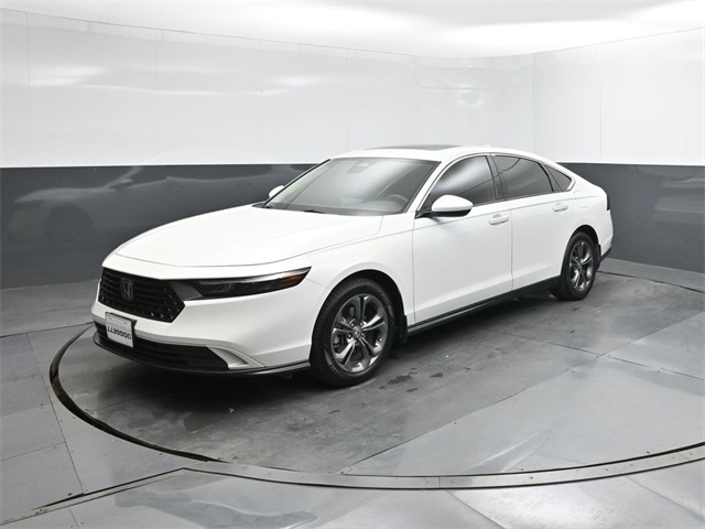 2023 Honda Accord EX's photo