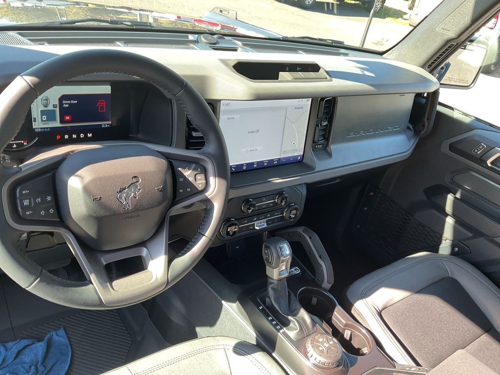 2024 Ford Bronco Big Bend photo 11