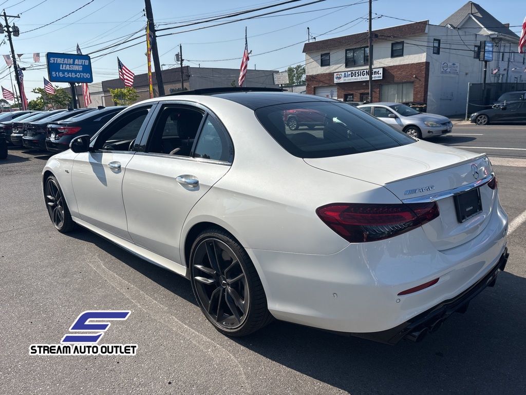 2022 Mercedes Benz E 53 AMG photo 3