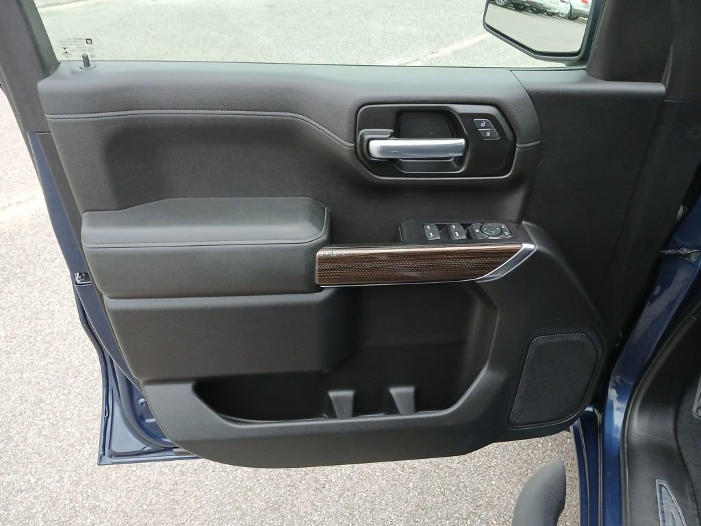 2020 Chevrolet Silverado 1500 RST photo 22
