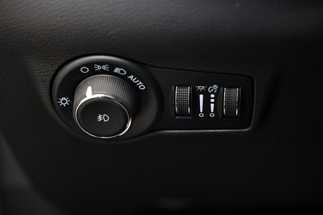 2024 Jeep Compass Limited photo 18
