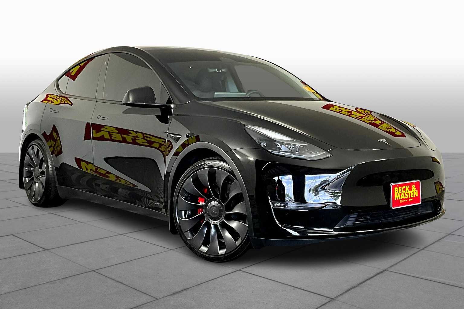 Used 2023 Tesla Model Y Performance with VIN 7SAYGDEF4PF603096 for sale in Northfield, Minnesota