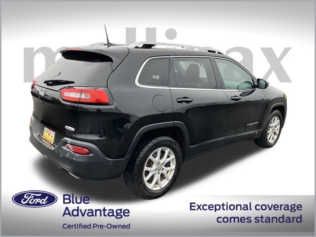 2017 Jeep Cherokee Latitude North Edition photo 2