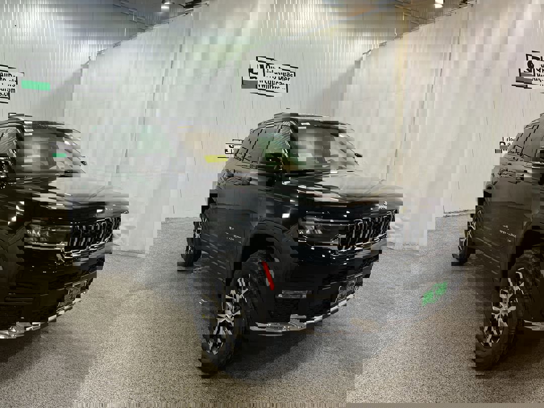 2025 Jeep Grand Cherokee L Limited's photo