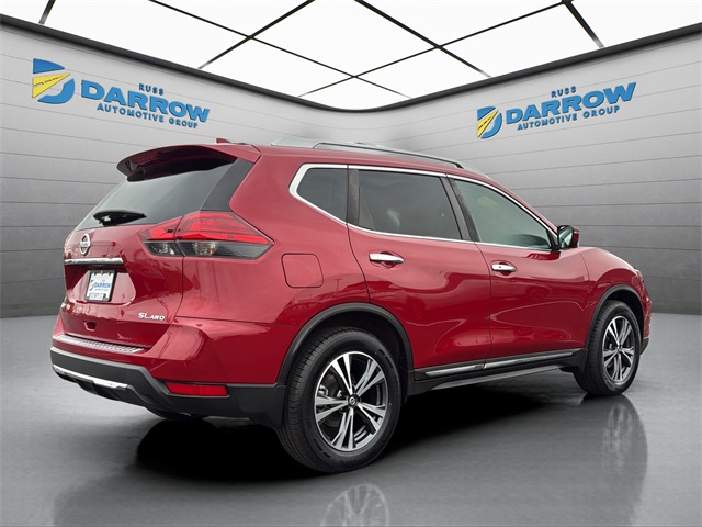 2017 Nissan Rogue SL photo 2