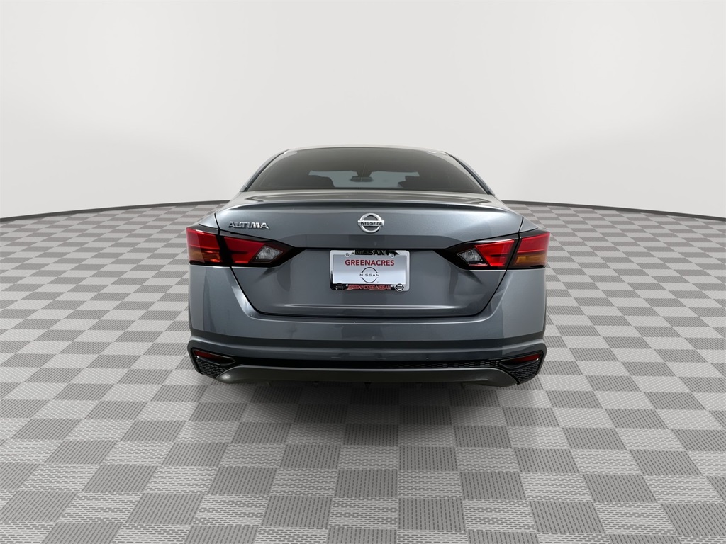 2022 Nissan Altima 2.5 S photo 6