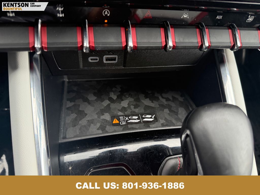 2024 Gmc Canyon AT4X photo 25