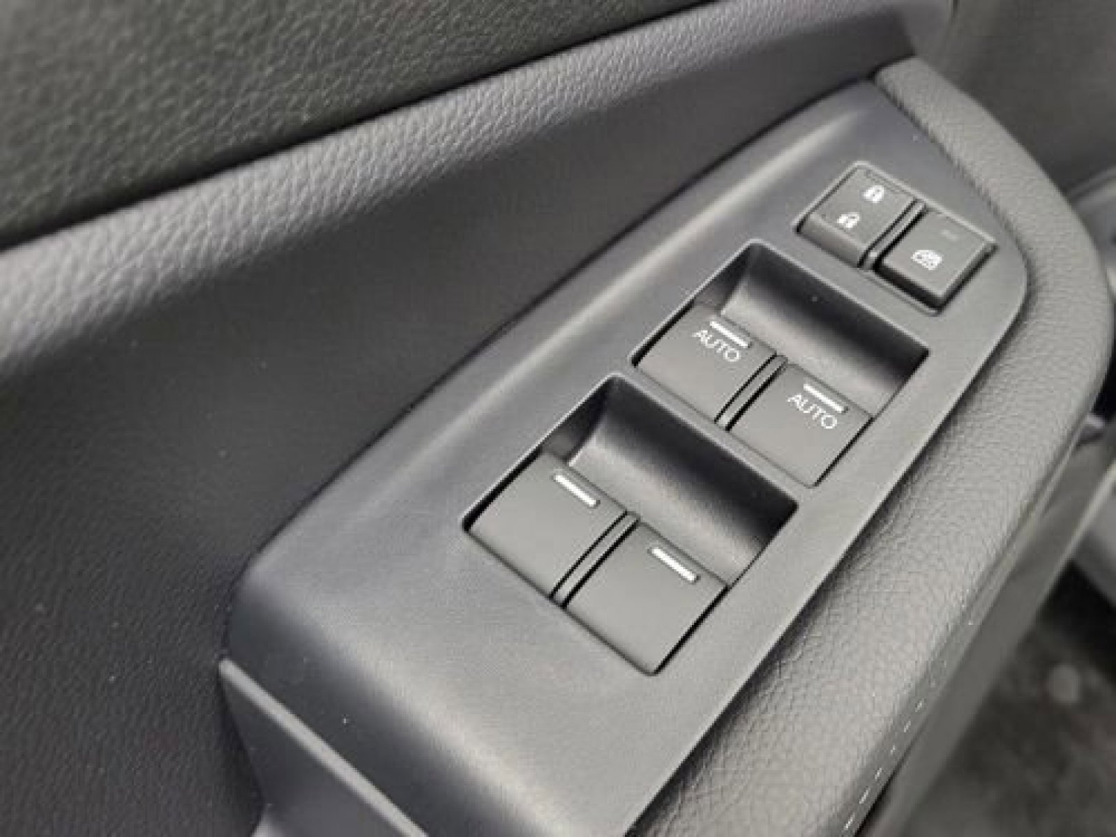 2025 Honda Ridgeline RTL photo 19