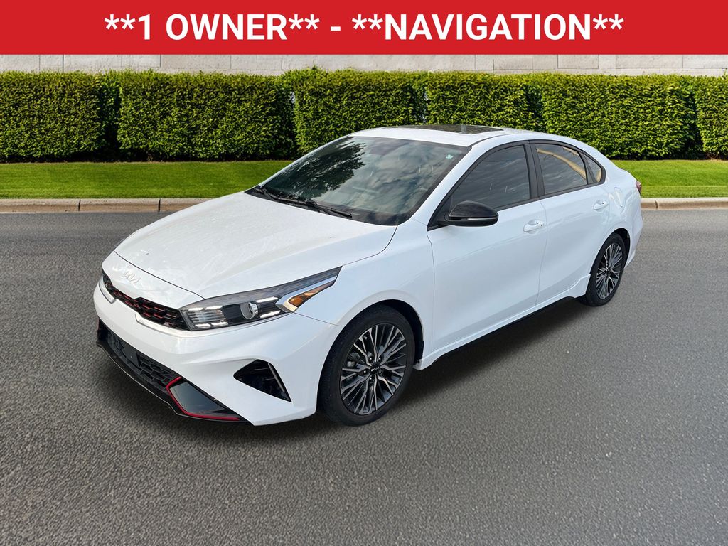 2022 Kia Forte GT-Line photo 2