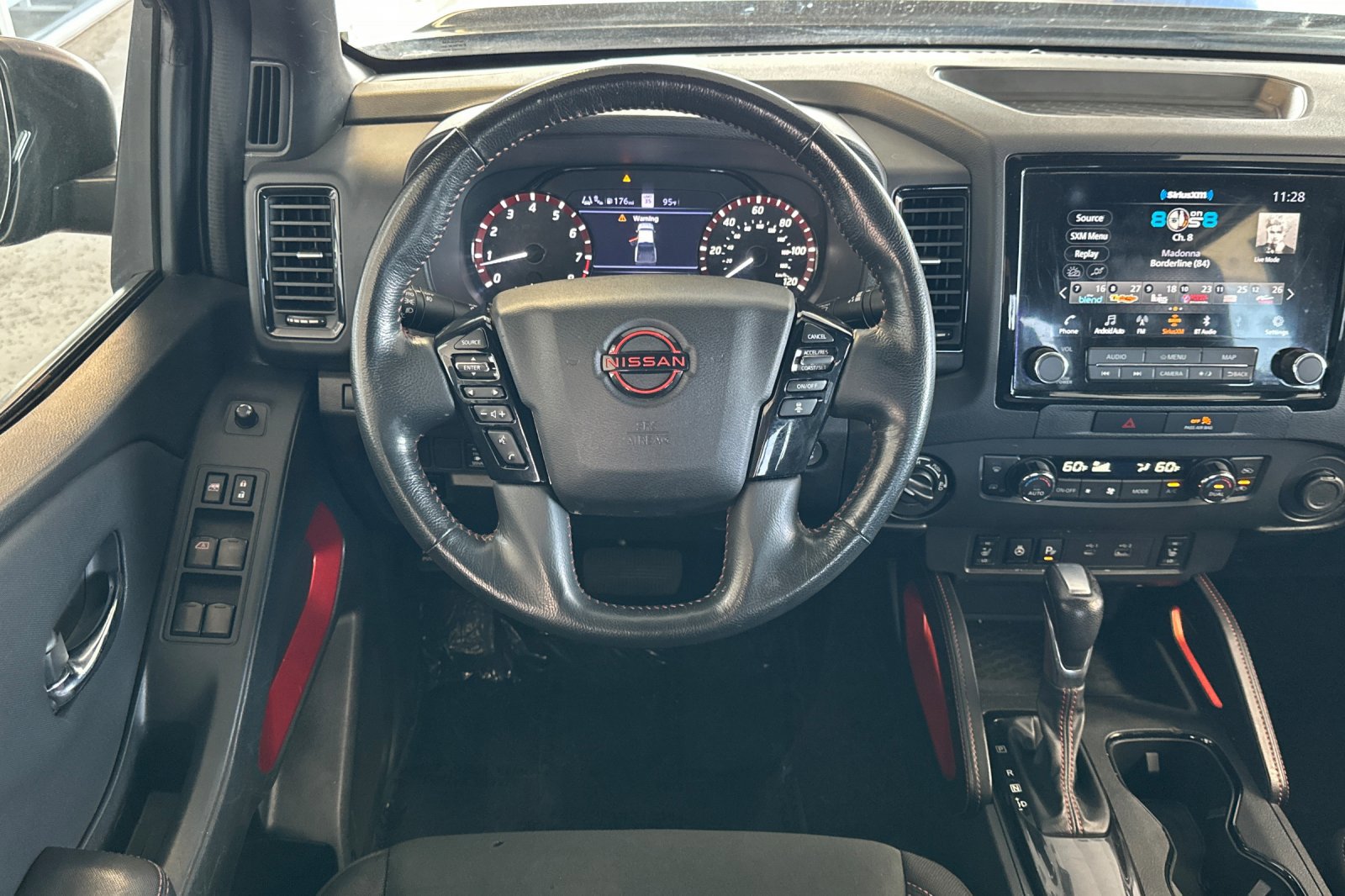 2022 Nissan Frontier PRO-4X photo 14