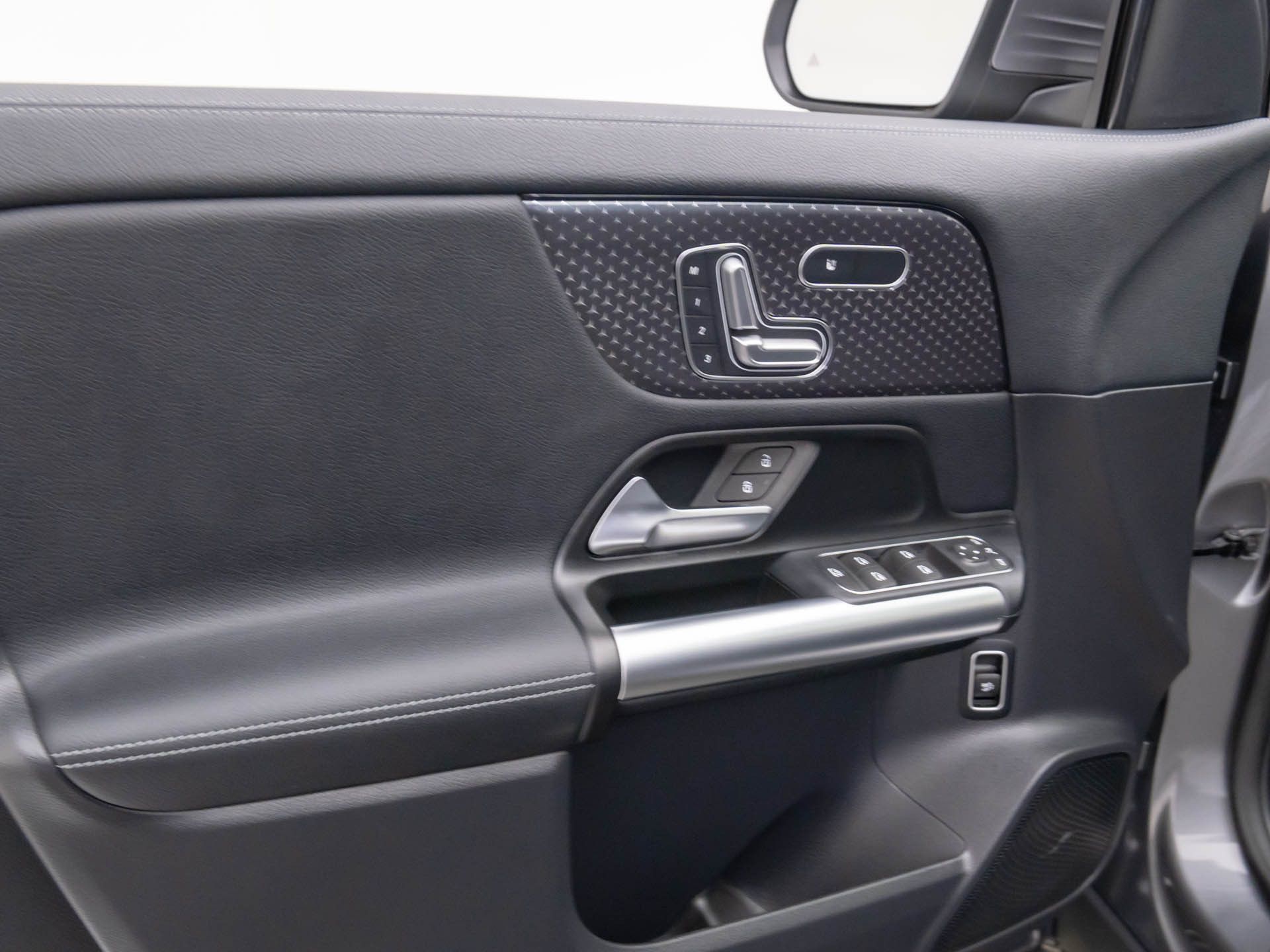2026 Mercedes Benz GLA 250 4MATIC photo 12
